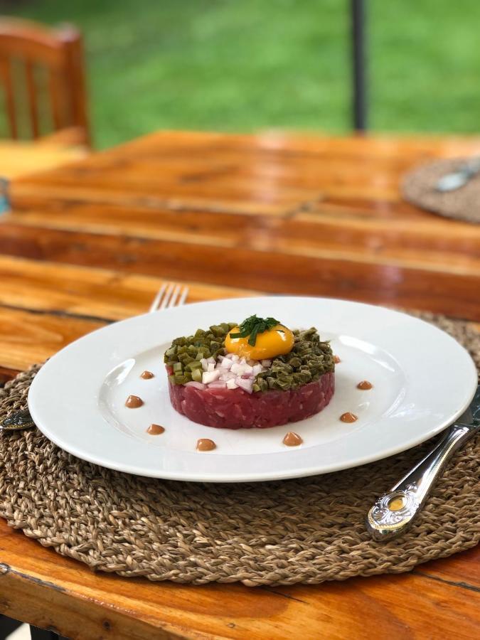 Domaine La Rose Bed & Breakfast Caylus Bagian luar foto
